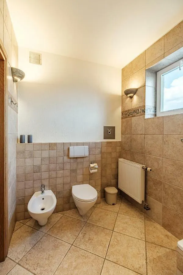 Blue City Rooms Warsaw Homestay